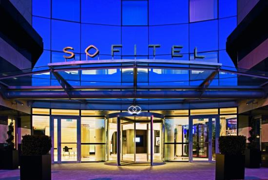 limousine and taxi transfer from luxembourg airport  to sofitel luxembourg grand ducal